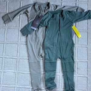 Goumi kids footies bundle!!